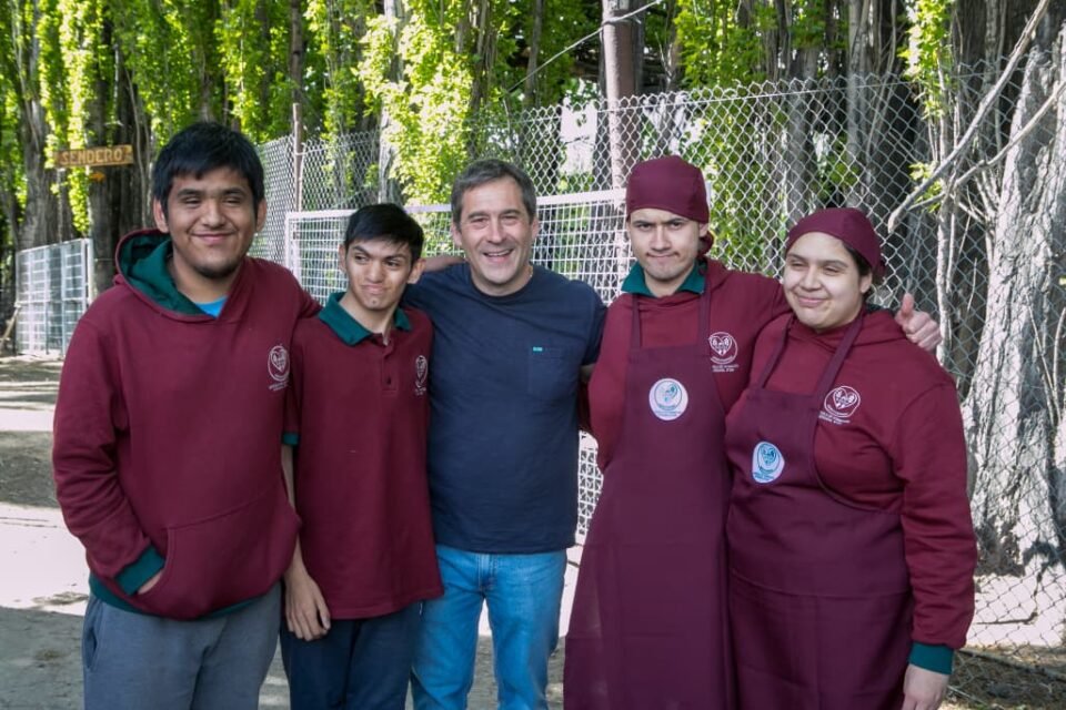 whatsapp image 2025 10 23 at 19.10.20