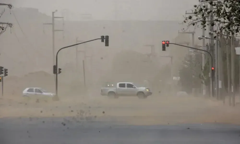 Trelew bajo alerta amarilla por fuertes vientos: ráfagas podrían superar los 90 km/h