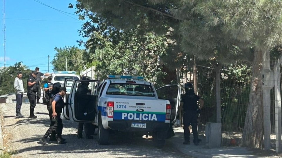 408322 crop 114813 lg