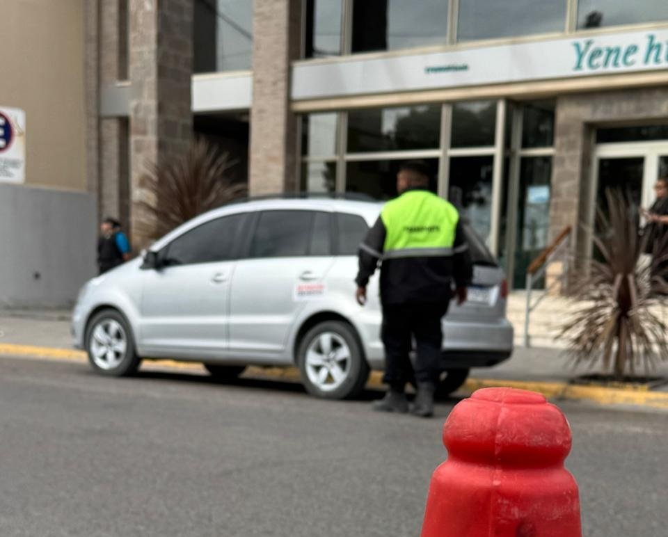 df581490 c874 4639 89c3 e55a2f5e5820