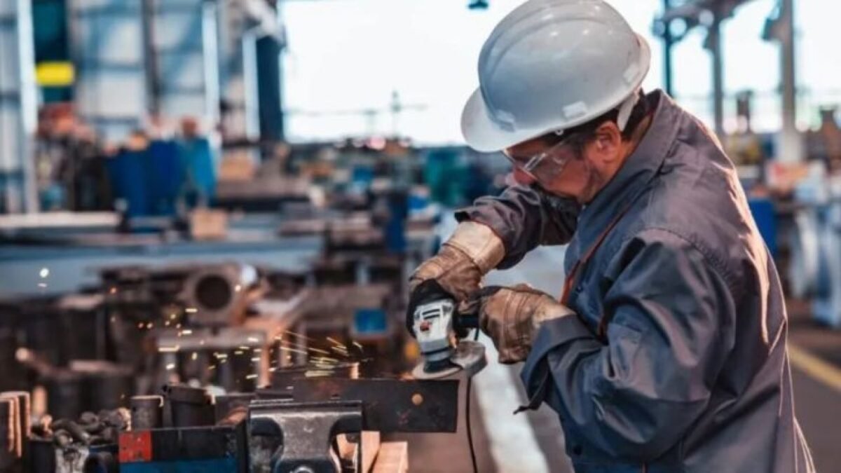 Crecimiento económico en 2025: el agro lideró la suba mientras la industria retrocedió